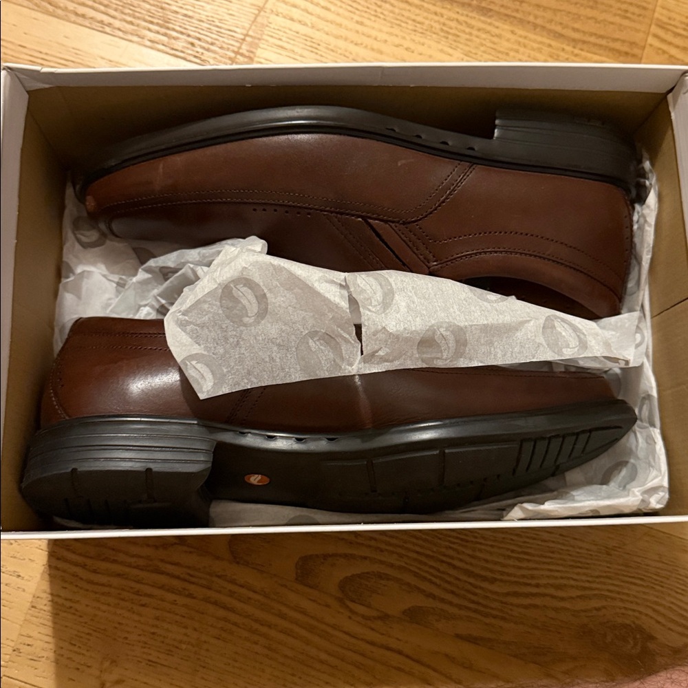 Clarks Men's Brown Leather Slip-On Shoes